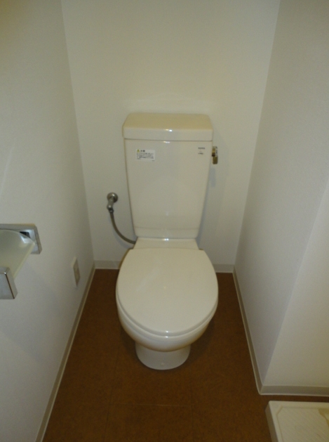 ファインクレスト赤羽のトイレ写真