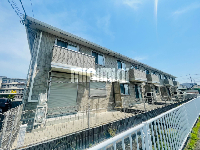 建物外観　おしゃれなデザインの物件です。