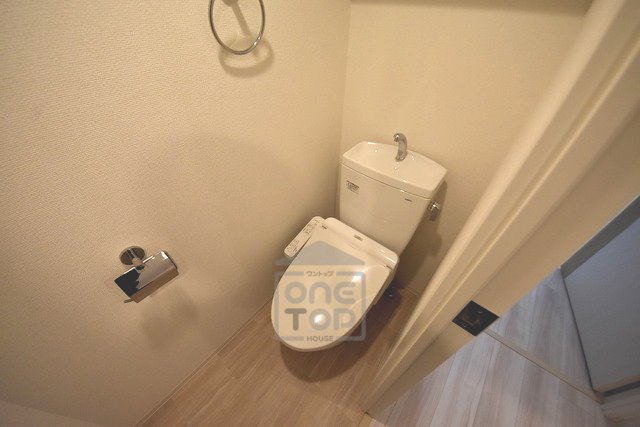 セレニテ京橋クレアのトイレ写真