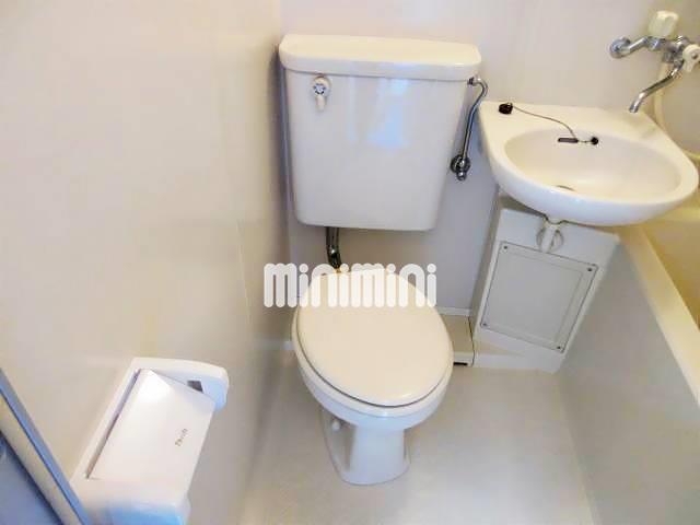トイレ　清潔感のある洋式のトイレです♪