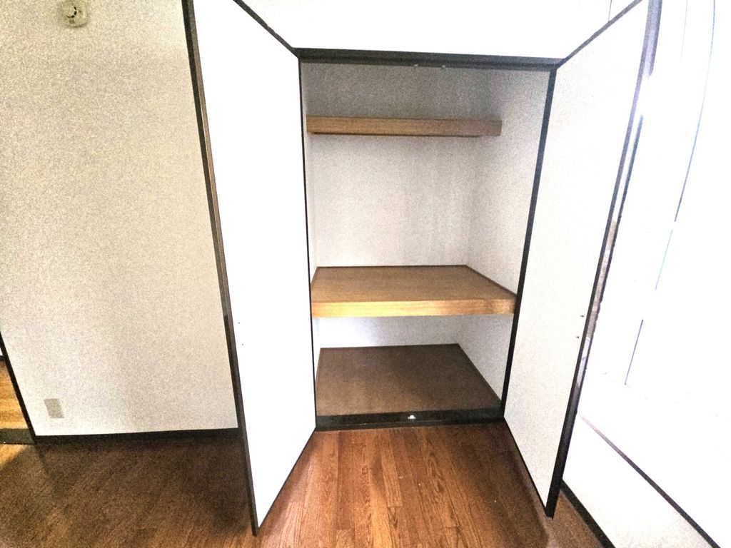 フロイデ山手の内装写真