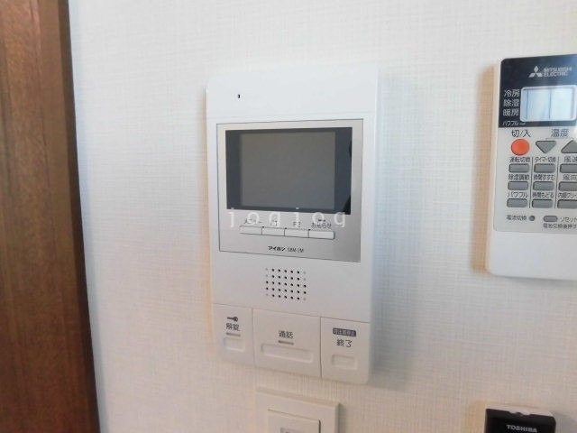 セキュリティ　モニター付きインターホンで来客確認も安心です！