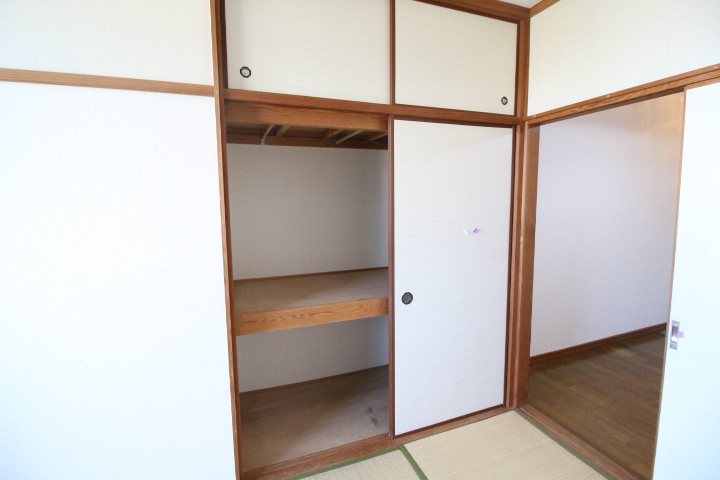 収納　退去前の為、写真は別号室のものになります。
