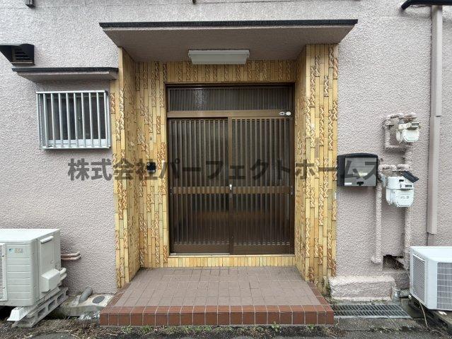 玄関　シンプルで使いやすい玄関です