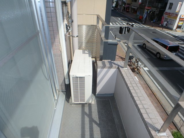 バルコニー　他のお部屋の参考写真となります。