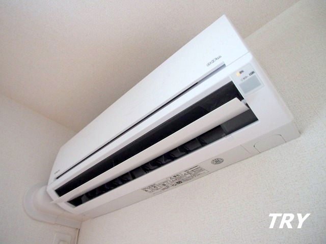 その他設備　リビングエアコン付き