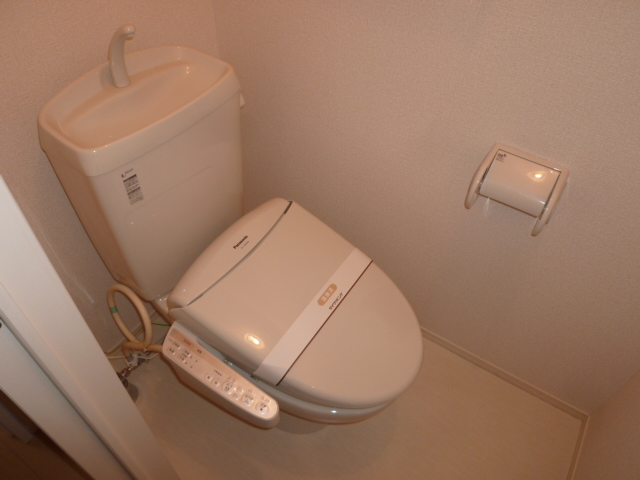 トイレ　別のお部屋の写真です