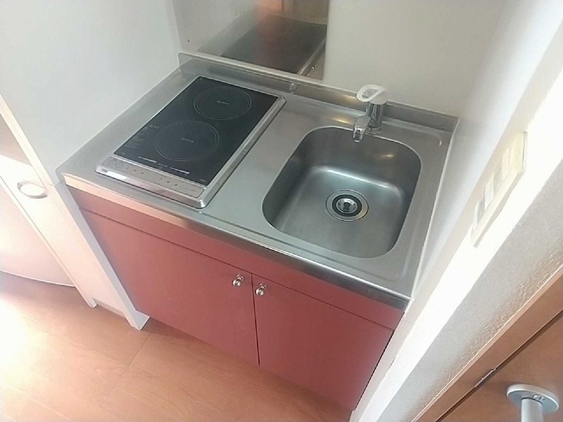 キッチン　コンロ付きです。