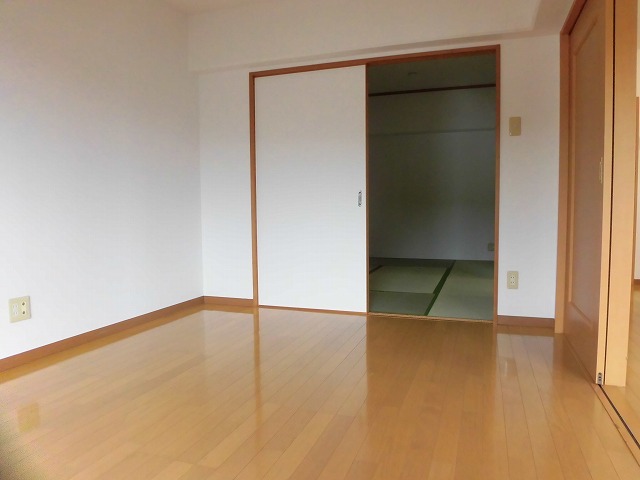 その他部屋・スペース　南6帖洋室