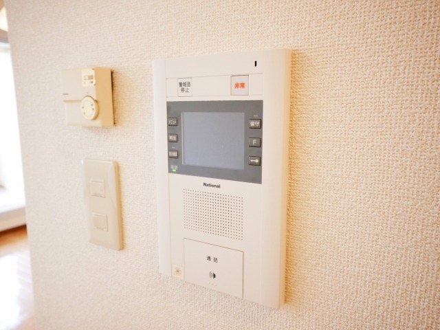 セキュリティ　セキュリティ対策にモニターホン♪