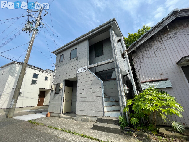 コーポ館の建物外観