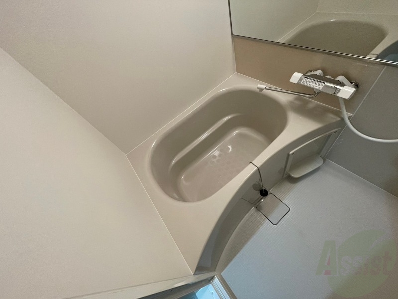 バス・シャワールーム　お風呂になります。一日の疲れを癒してくださいね。