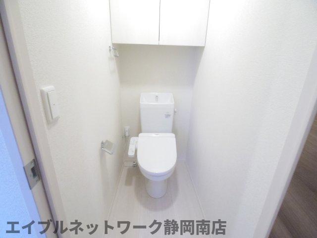 トイレ　ゆったりとした空間のトイレです