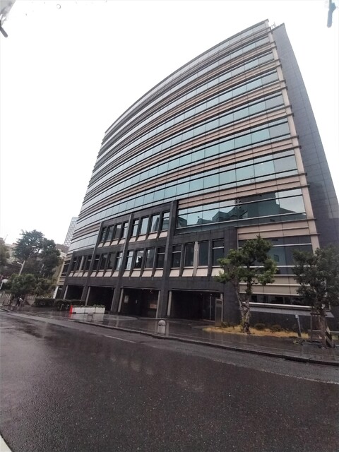千代田区富士見のマンションの建物外観