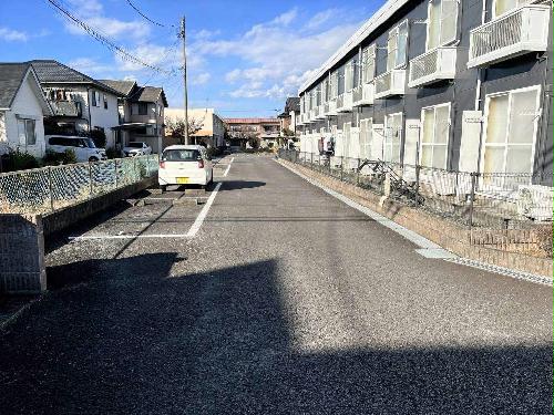 【レオパレスあおぞらの駐車場】