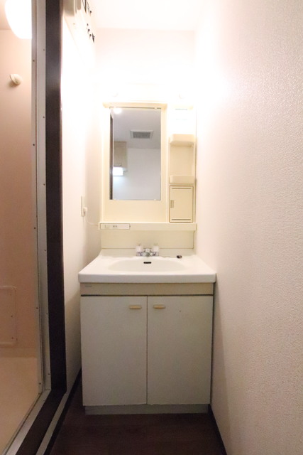 洗面設備　独立洗面台です♪