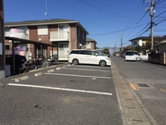 【プロムナードさくら　Ｅの駐車場】