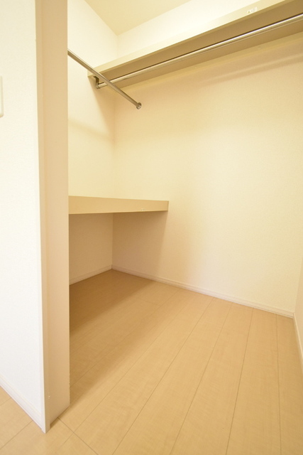 収納　ウォークインクローゼット