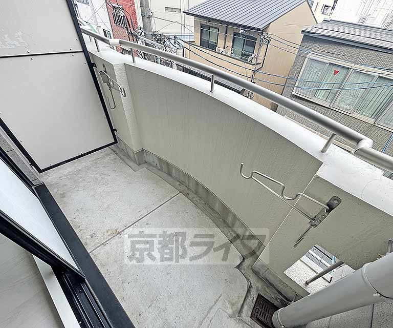 【京都市中京区船屋町のマンションのバルコニー】