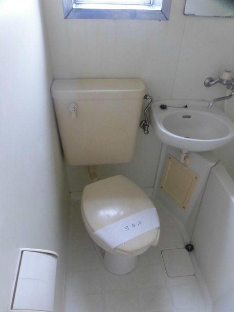 トイレ　※別室参考写真