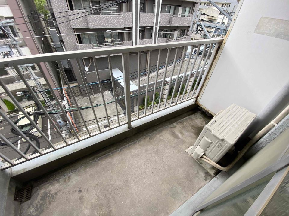 バルコニー　家具を配置しやすい間取です