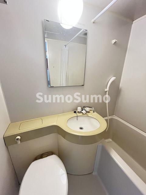 洗面設備　コンパクトで使いやすい洗面所