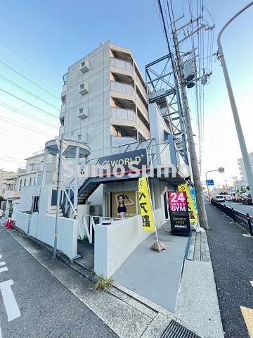 建物外観　外観は落ち着いています
