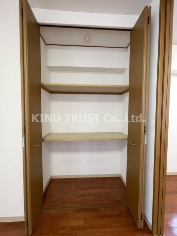 収納　たっぷりとした収納スペースです