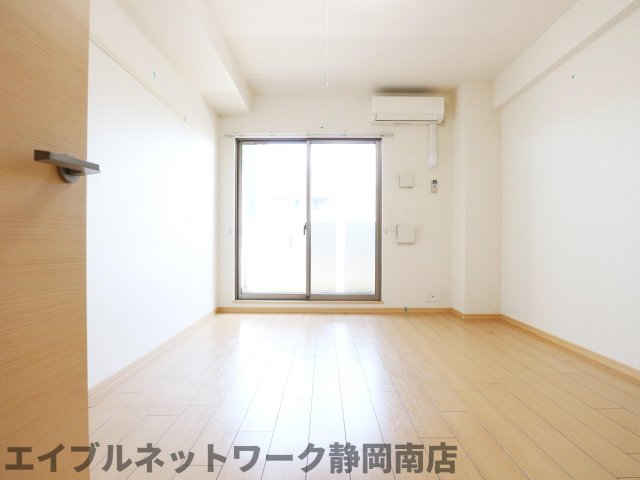 その他部屋・スペース　内装は落ち着いています