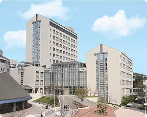 【広島市安佐南区高取北のマンションの大学・短大】