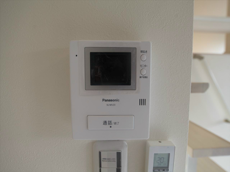 セキュリティ　TVモニター付インターホン