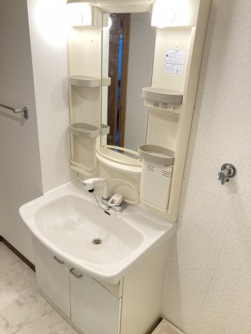 洗面設備　別のお部屋の写真です