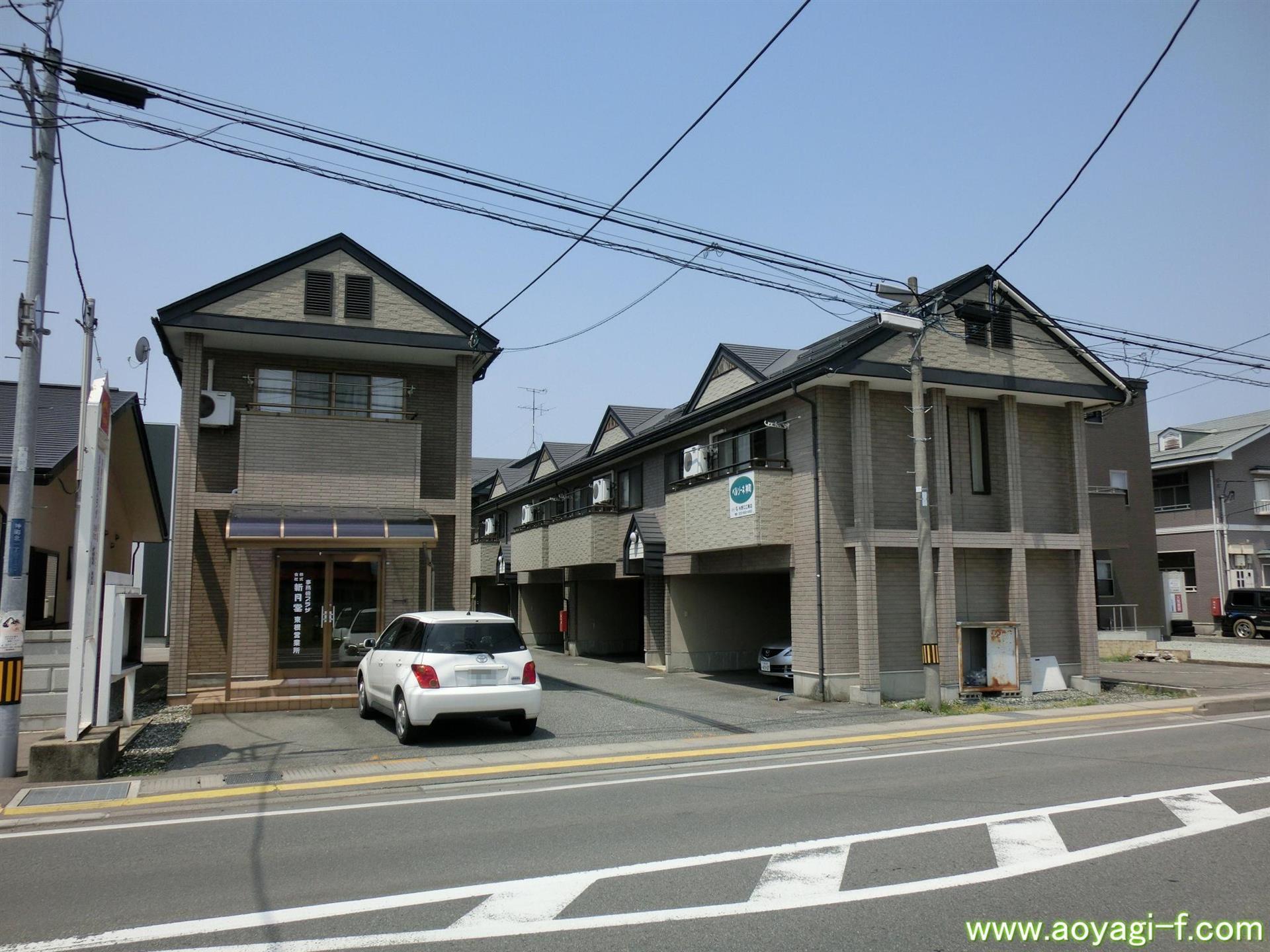 ベルゾーネ神町の建物外観