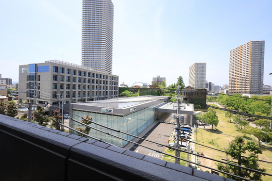 【広島市中区南竹屋町のマンションの眺望】