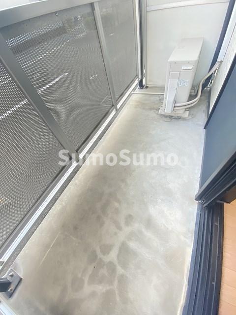 バルコニー　落ち着いた時間を過ごせるバルコニーです
