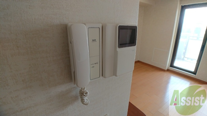 セキュリティ　ＴＶモニターホンなので来客様の顔が見れます。安心ですね！
