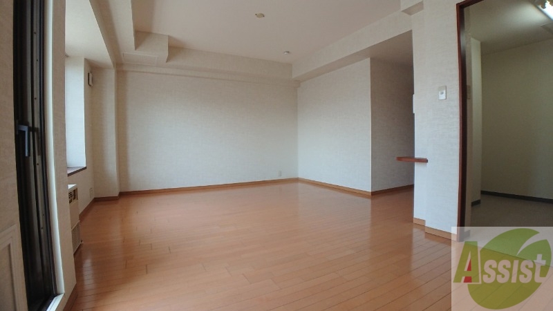 居室・リビング　広くてキレイなＬＤＫが広がっていて、充実した生活が送れそう。