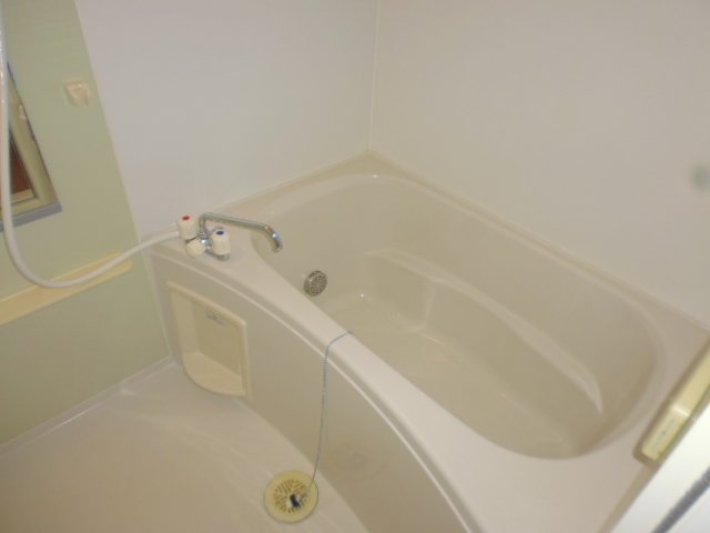 バス・シャワールーム　追い焚きバス