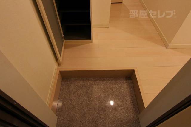 玄関　※イメージ写真の為、実物とは異なります
