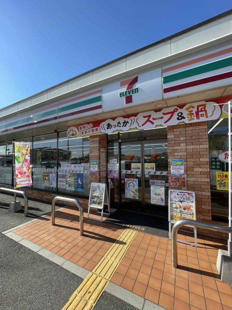 コンビニ　セブン－イレブン　加東上滝野店（コンビニ）まで430m
