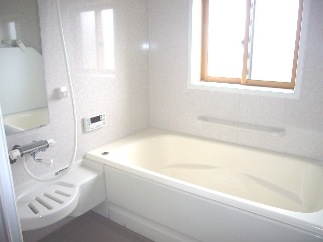 バス・シャワールーム　反転タイプのお部屋です。