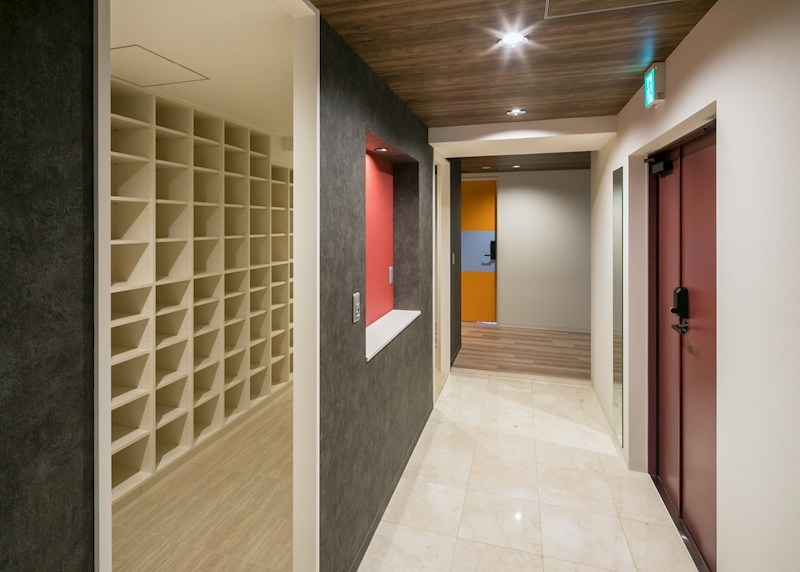 玄関　203号室ユニット玄関