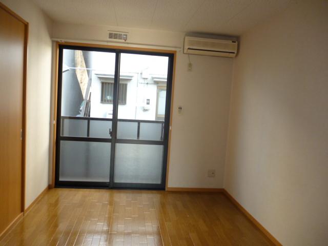 居室・リビング　洋室