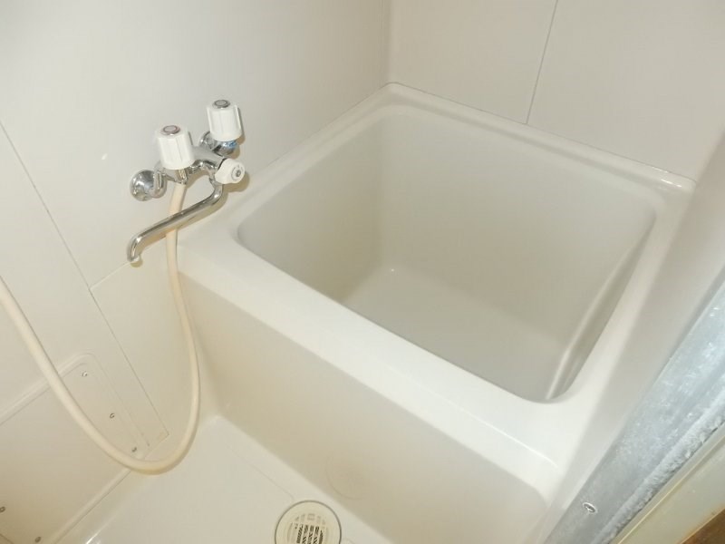 バス・シャワールーム　バストイレ別で快適な日々