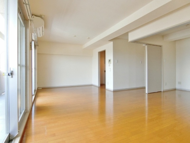 居室・リビング　図面と現状に相違がある場合には現状を優先