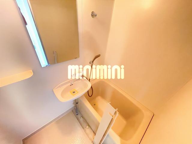 バス・シャワールーム　バストイレ別