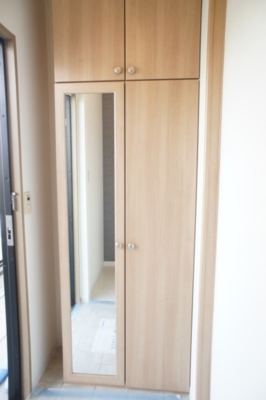 玄関　図面と現状に相違がある場合には現状を優先