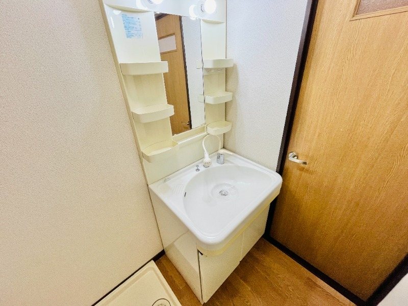 洗面設備　洗面化粧台