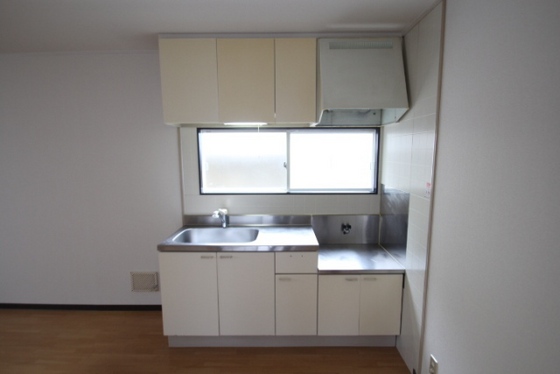 キッチン　※別部屋の写真です