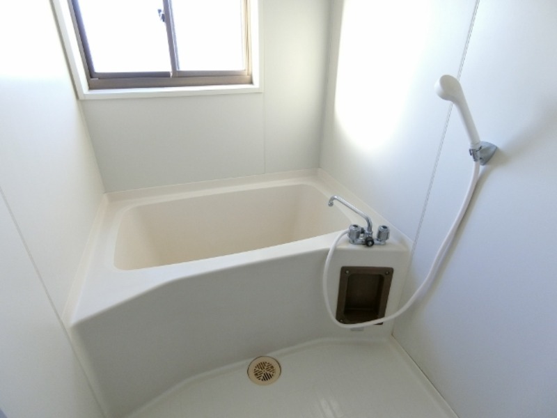 バス・シャワールーム　図面と現状に相違がある場合には現状を優先